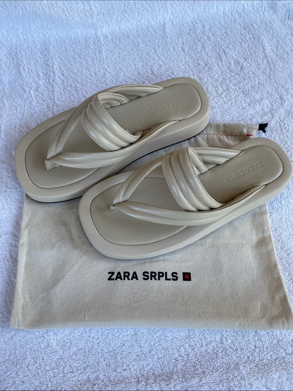 Zara SRPLS Limited Edition Ecru Leather Thong Sandals